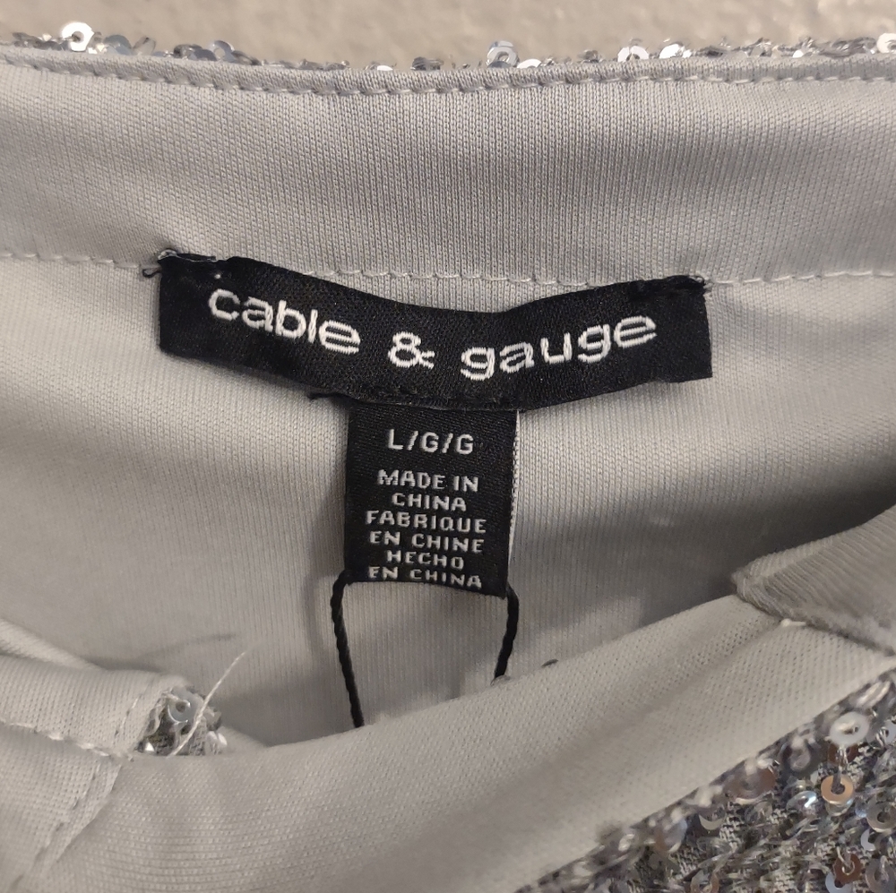 New Cable & Gauge Party Holiday Silver Sequin Cold Shoulder Blouse L - Picture 11 of 13